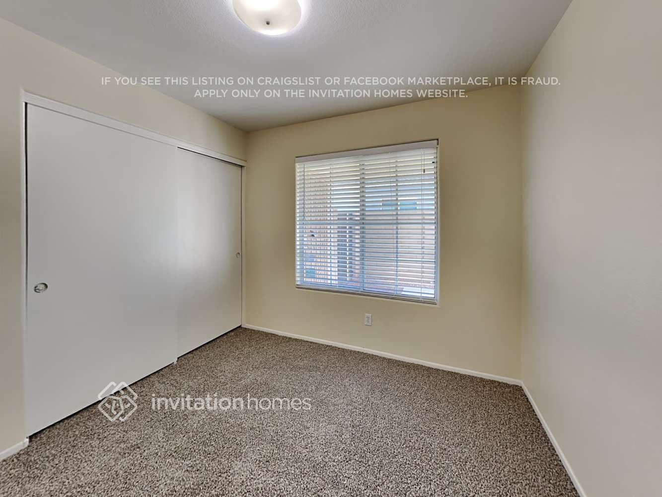 Building Photo - 3059 W Lone Cactus Dr