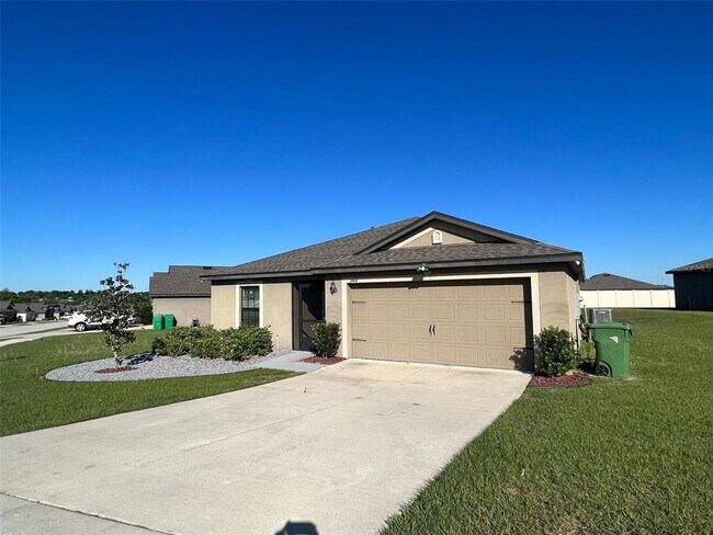 Building Photo - 1444 Swan Lake Cir
