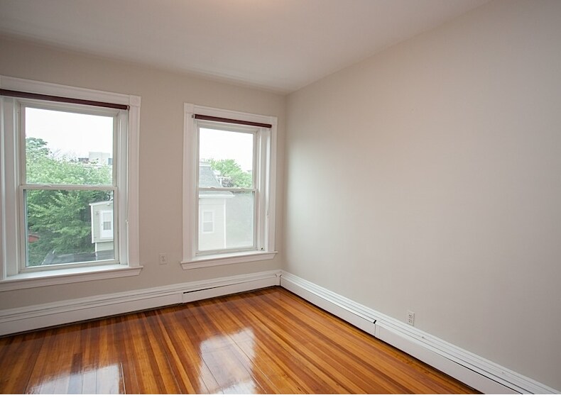 Building Photo - 201 Harvard St