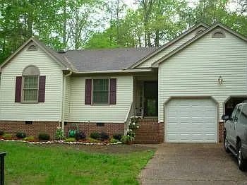 Building Photo - 116 Wellington Cir