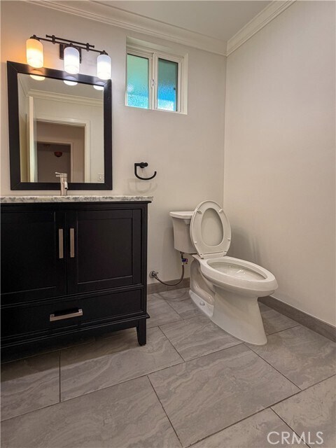 Building Photo - 5516 Ethel Ave