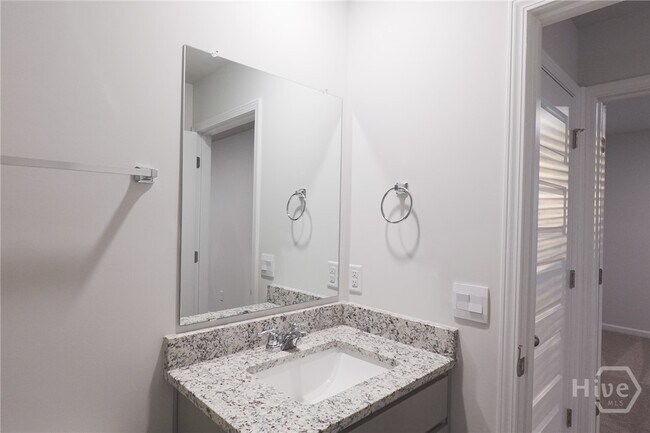 Building Photo - 393 Coconut Dr