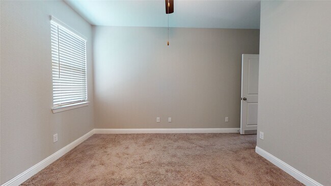 Building Photo - 17351 Grand Canyon Rd