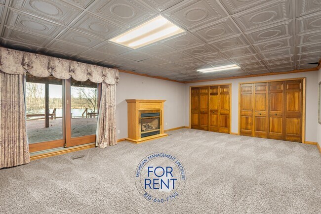 Building Photo - 7255 E Baldwin Rd