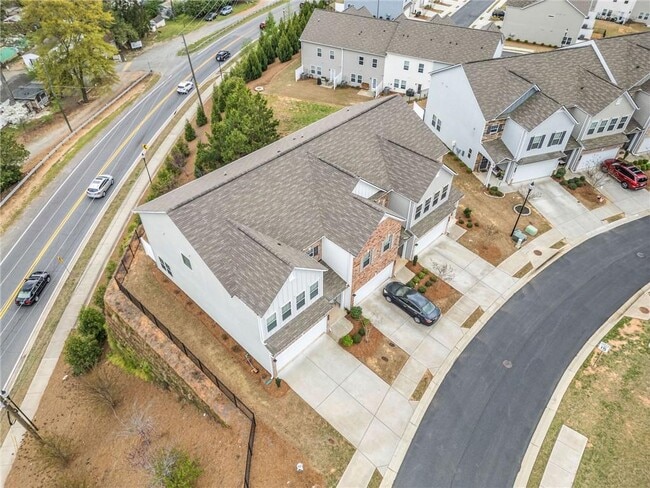 Building Photo - 175 Madison Bend