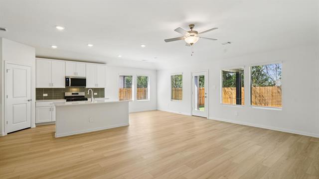 Building Photo - 6624 Vly Lk Ln