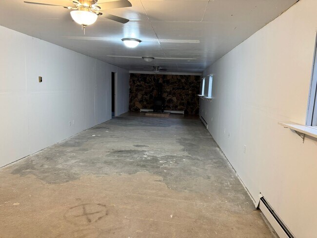 Building Photo - 4400 Everton Dr