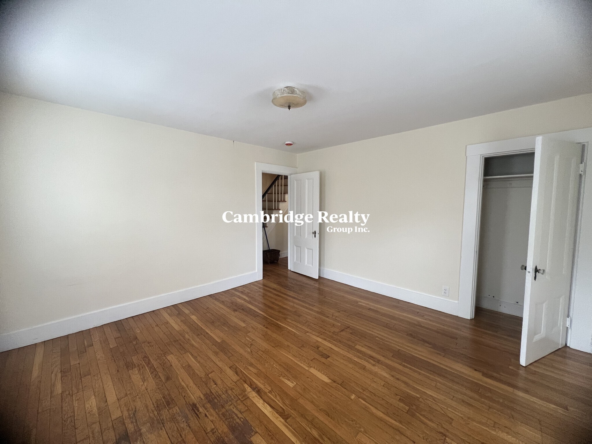 Building Photo - 28 Cherry St