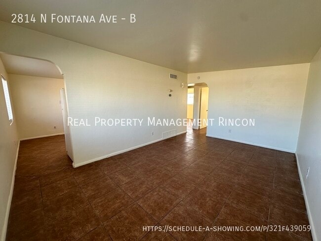 Building Photo - 2814 N Fontana Ave