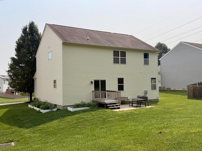 Building Photo - 512 Devencroft Ridge E