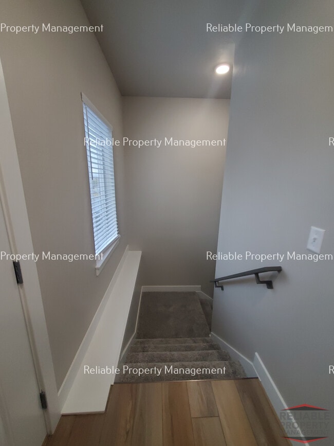 Building Photo - 1654 Ammon St