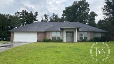 Building Photo - RATE DROP ALERT (was $$2600/month) and FAL...