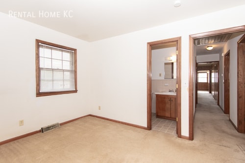Building Photo - 23250 W 75th St