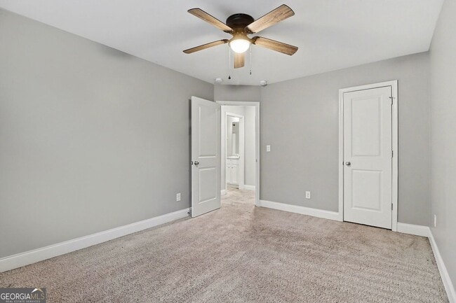 Building Photo - 7051 Fringe Flower Dr