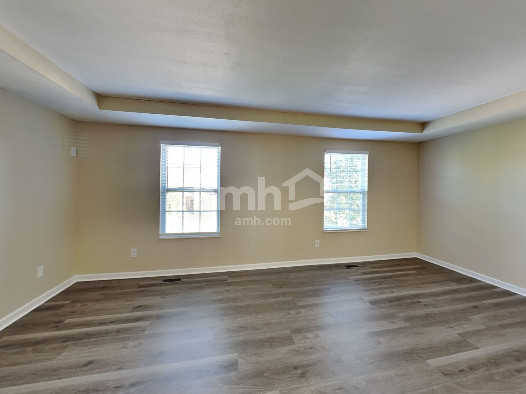 Building Photo - 8333 Parori Ln