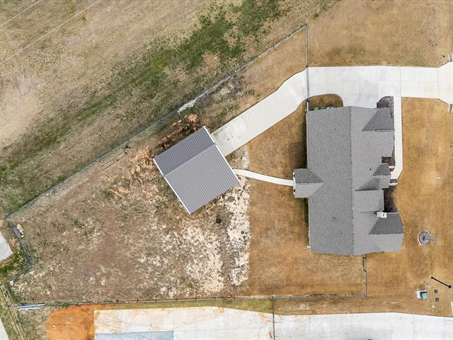 Building Photo - 173 Mdw Vis Dr