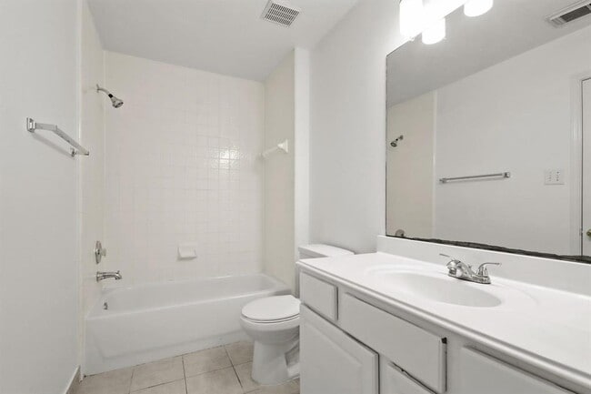 Building Photo - 12523 Avery Vale Ln