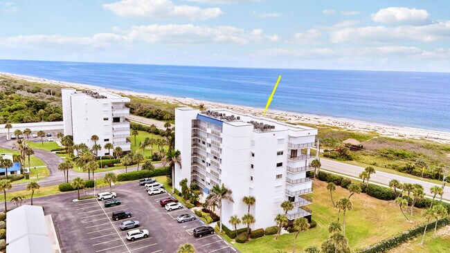 Building Photo - 5151 N Hwy A1A