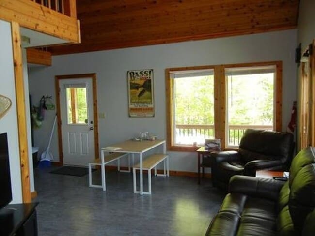 Building Photo - Charming 3BR House on Augur Lake 30 acre private property