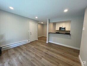 Building Photo - RECENTLY REMODELED 1 Bed 1 Bath in Fremont...