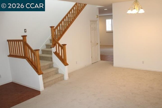 Building Photo - 524 Rosewood Ln