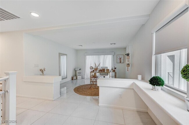 Building Photo - 6723 Tangled Vines Ave