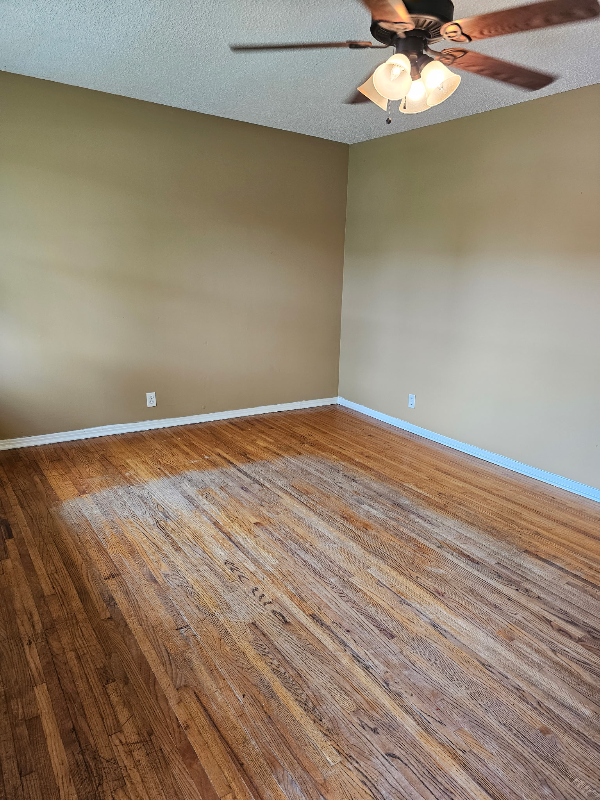 Building Photo - 714A Kent Dr