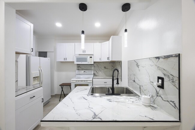 Building Photo - 4591 Purdy Ln