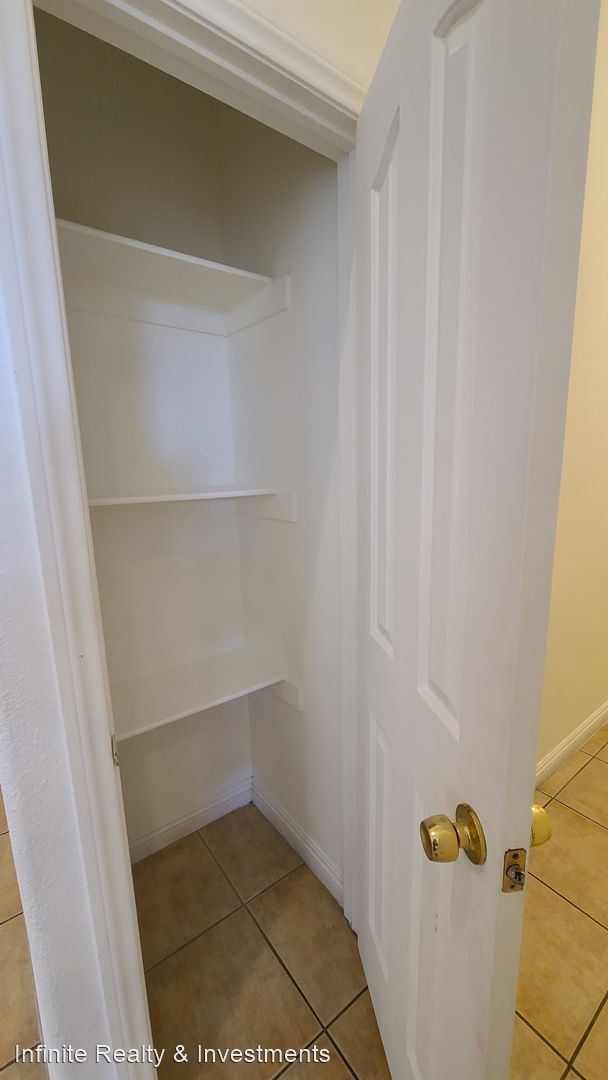 Building Photo - 4 br, 2 bath House - 5243 Rambling Road