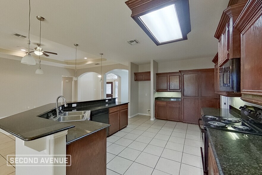 Building Photo - 6818 King George Pl