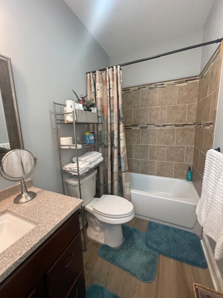 Building Photo - 3860 Baton Rouge Ave