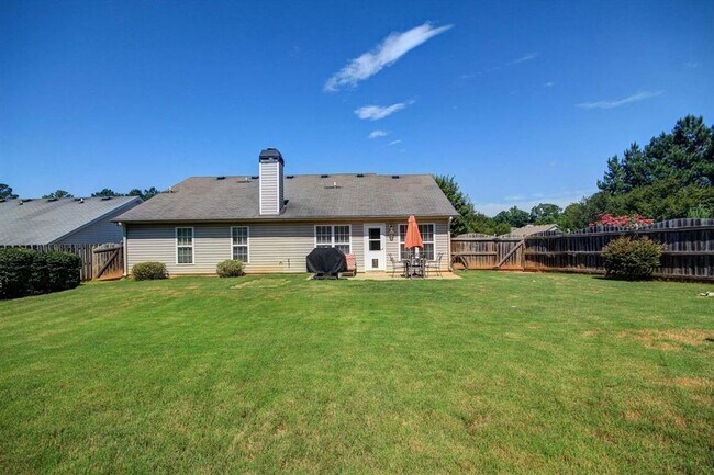 Building Photo - 20 Bellaire Ln