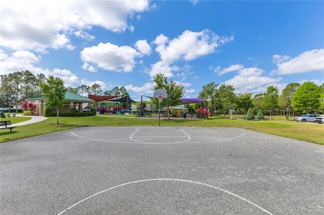 Building Photo - 16313 Birchwood Way
