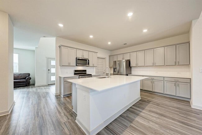 Building Photo - 7420 Peggie Nell Dr