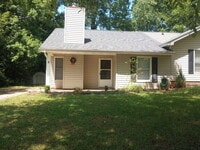 Building Photo - 8 Charterhouse Ct
