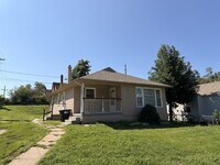 Building Photo - 6504 N 33rd St