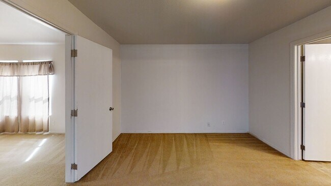 Building Photo - 1520 N Austin