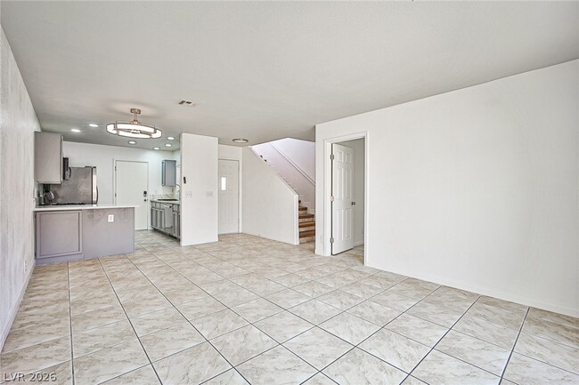 Building Photo - 9285 Casa Christina Ln