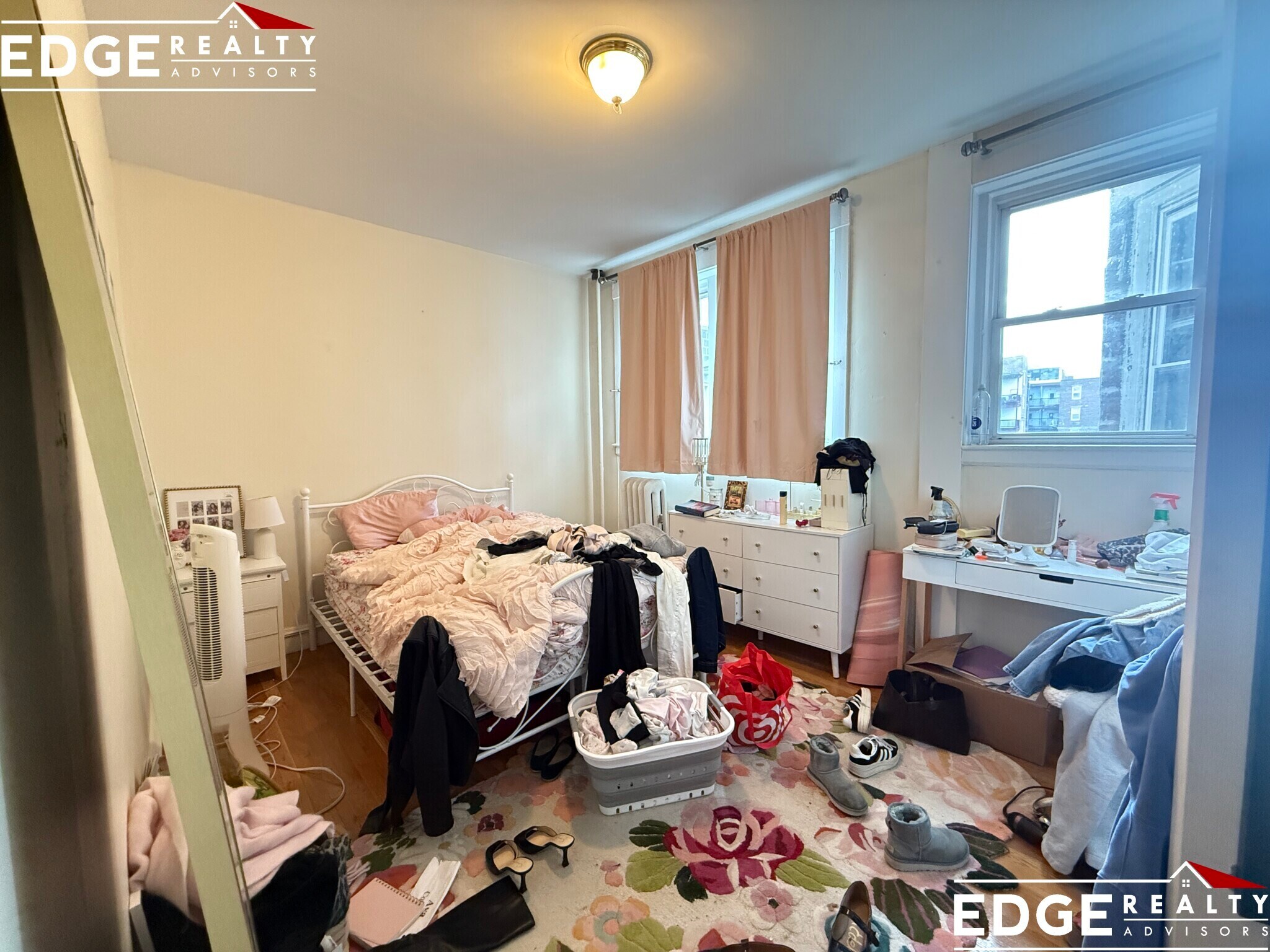 Building Photo - 338 Saint Paul St