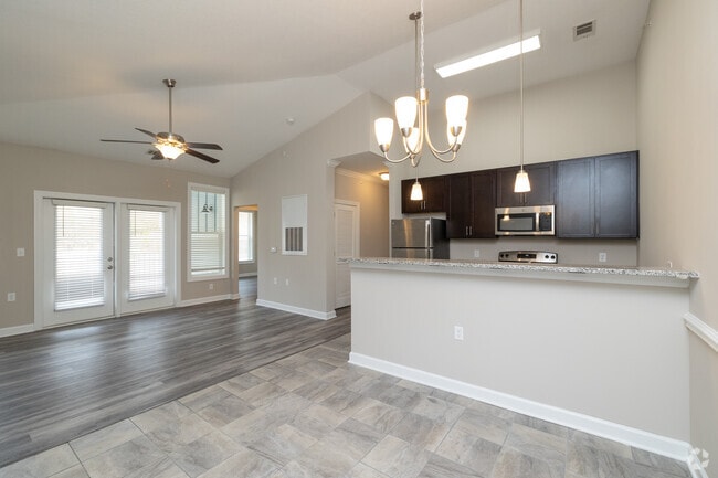 Interior Photo - Reflection Pointe NC
