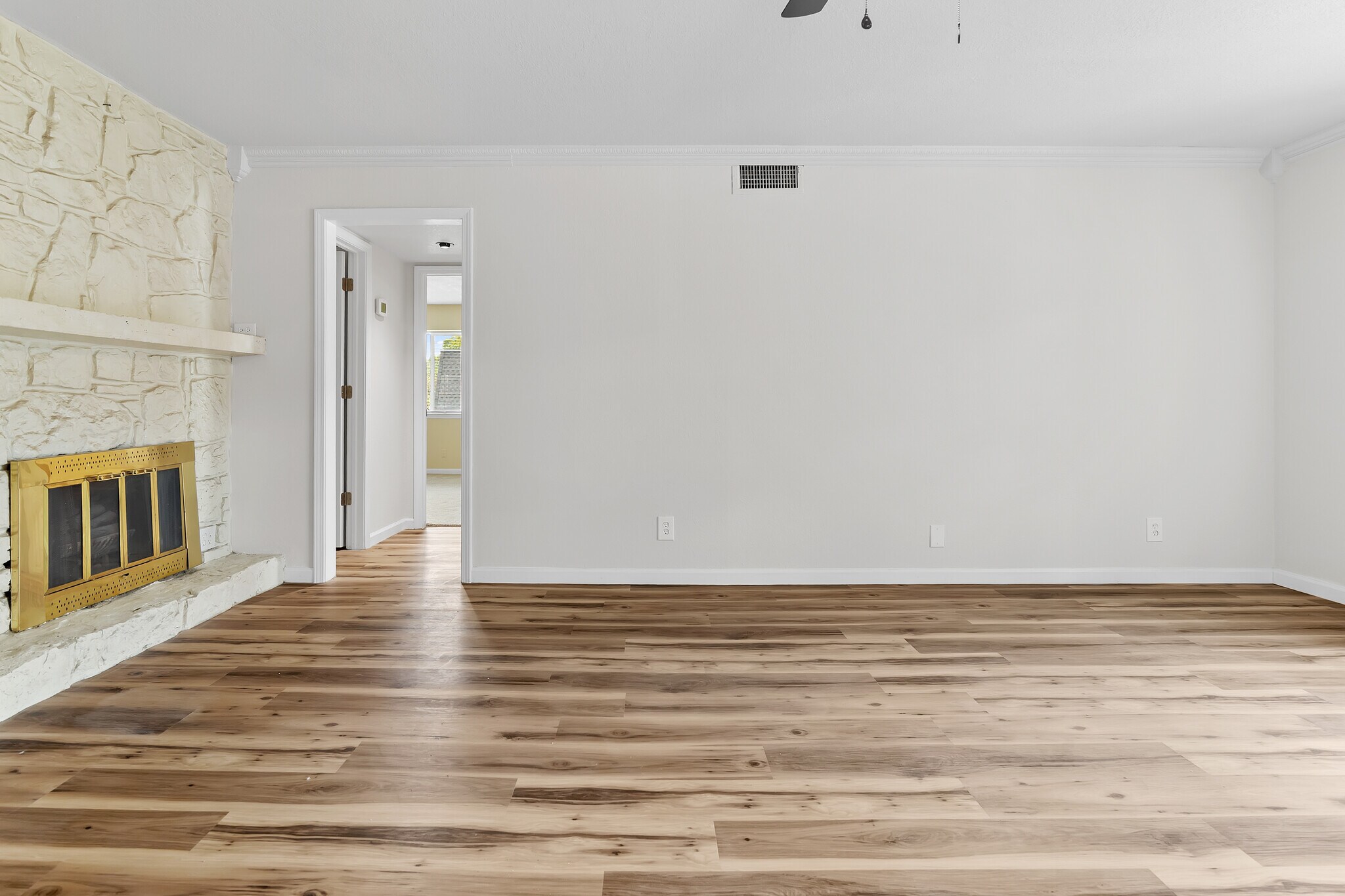 Building Photo - 4426 E 68th St