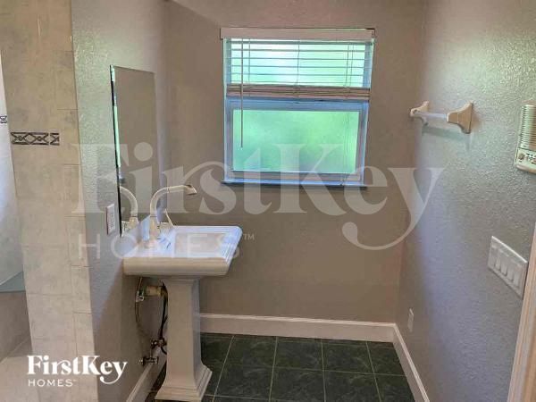 Building Photo - 2173 Alliance Ave