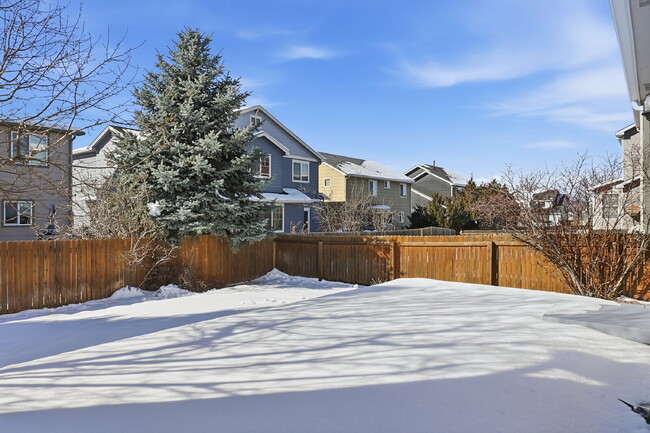 Building Photo - $2,340.95 with $300 off the first month's rent- 3 Bedrooms, 2.2 Bathrooms, Single Family Home in ...