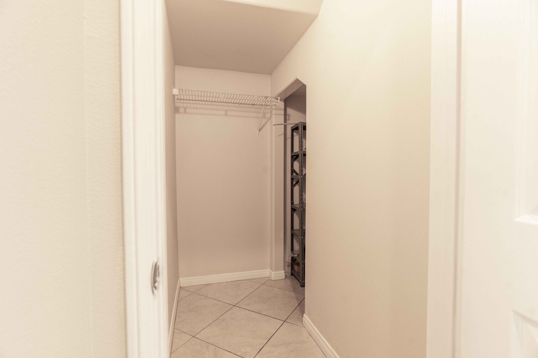 Building Photo - 4120 Paredo Way