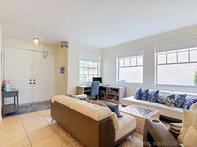 Building Photo - 1154 Oakwater Dr