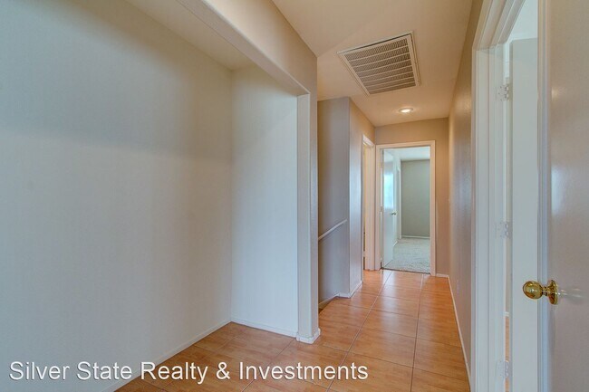 Building Photo - 2 br, 2.5 bath House - 6578 MARILYN MONROE...