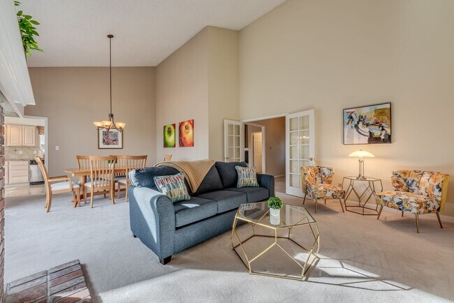Building Photo - Fully Furnished Reno Retreat – Utilities Included & Flexible Lease Terms