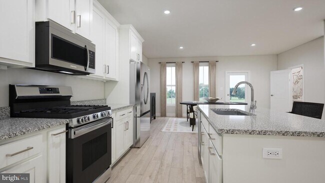 Building Photo - 135 Heyford Dr