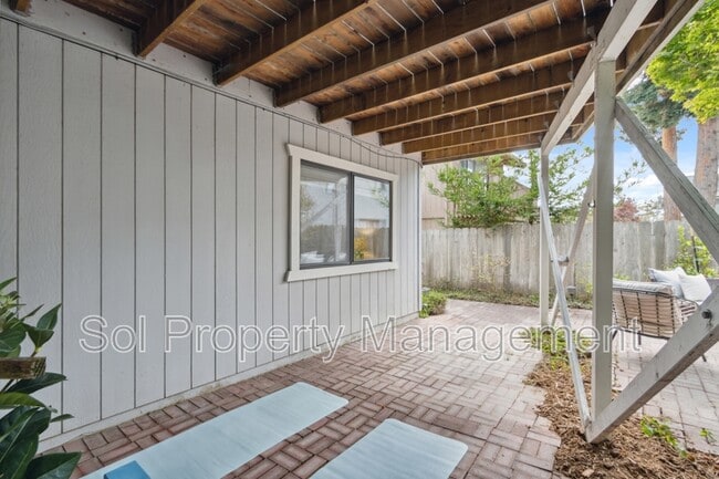 Building Photo - 144 Provincetown Ct