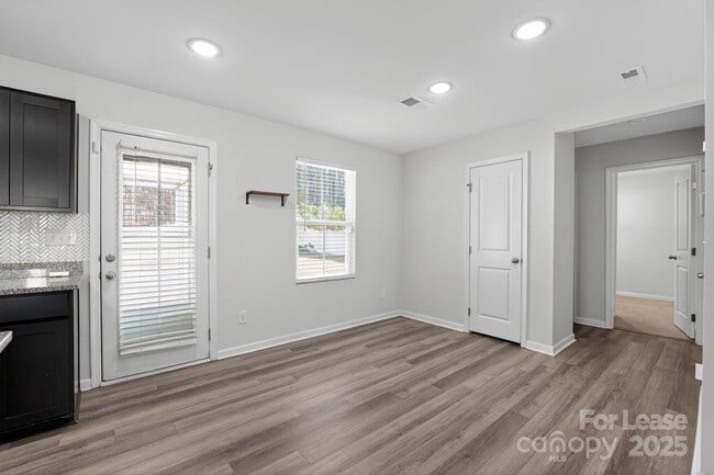 Building Photo - 5803 Camp Ct